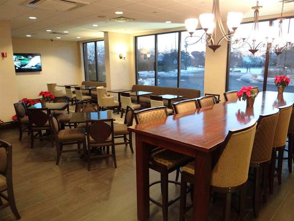 Hampton Inn Carlstadt At The Meadowlands Интерьер фото